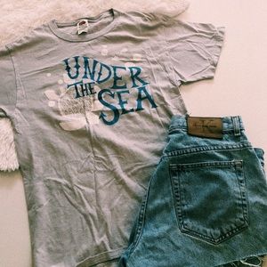 Grey Under the Sea T-shirt